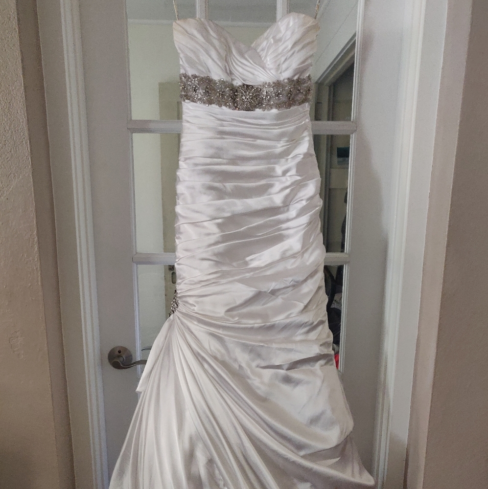 Midgley and sottero adorae